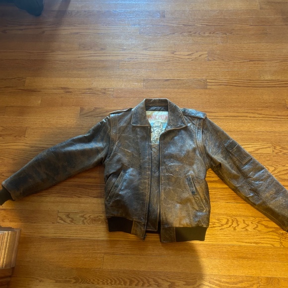 Etienne Premier Leather Bomber Jacket - Picture 4 of 5